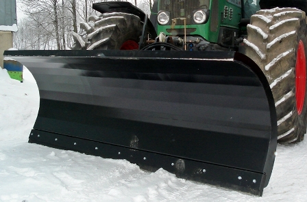 plug de zapada hidraulic pt. tractor Belarus